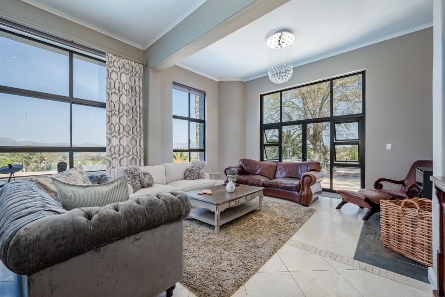 4 Bedroom Property for Sale in La Concorde Western Cape